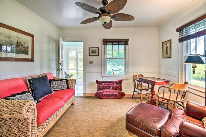 Restored 1920's Cottage on 1 Acre w/ Fire Pit - Image 1