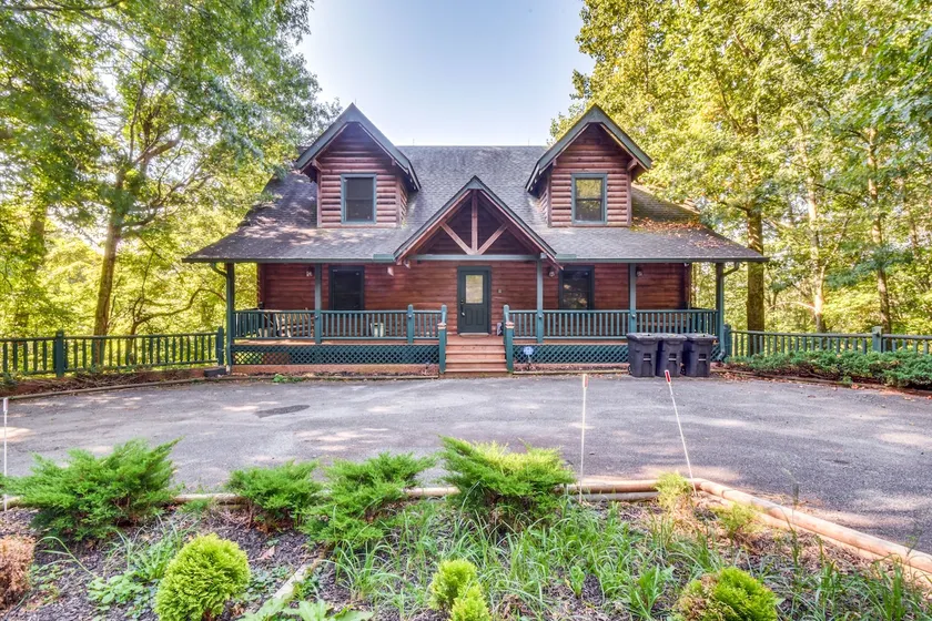 Expansive Sky Valley Lodge w/ Mountain Views! - Image 1