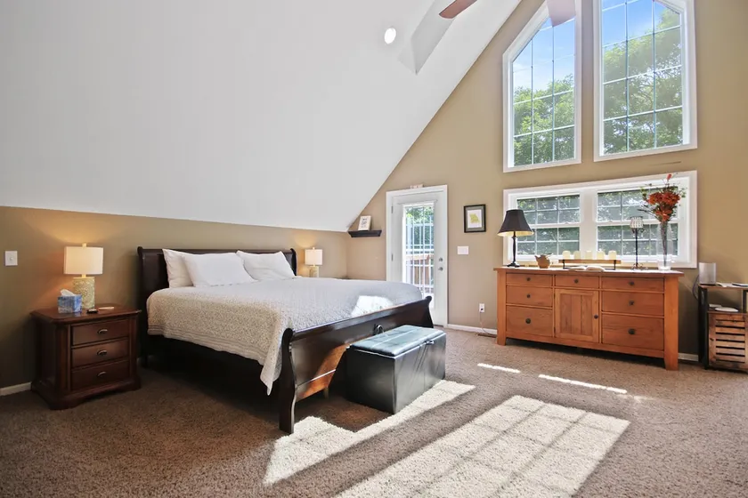 Serenity House Retreat Near MKT - Image 1