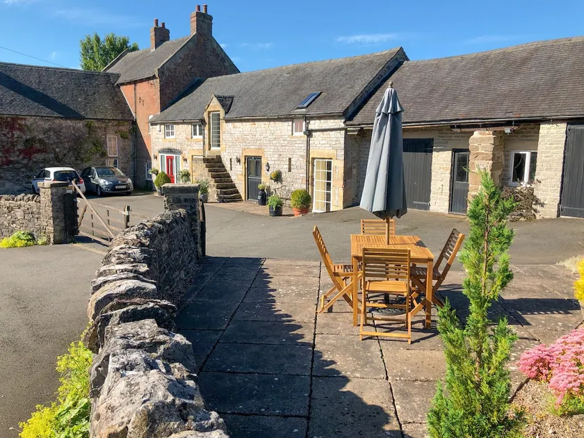 Milkmaids Cottage-Uk31860 - Image 1