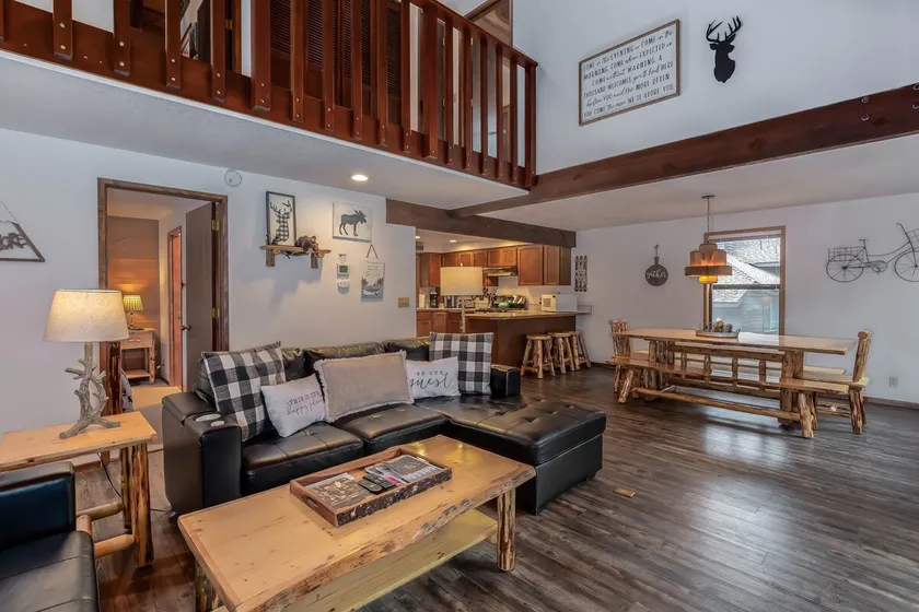 SAND01 - Great Home, A/C, Hot Tub, Bikes, Ping Pong, Dog Friendly - Image 1
