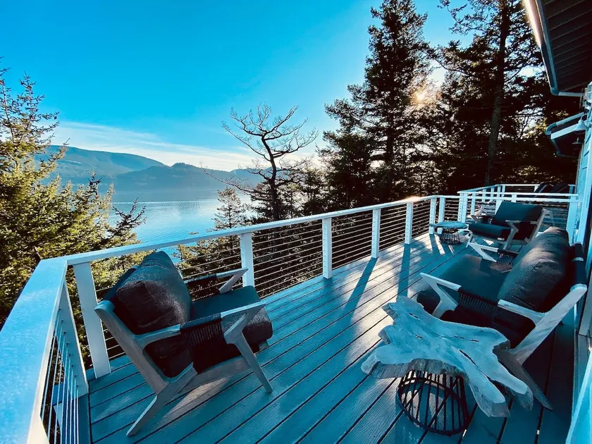 Luxury Waterfront & Views, Private Beach, Golfing - Image 1