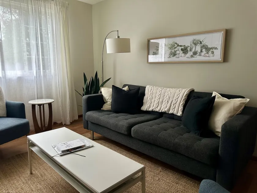 Bright, Clean, Welcoming Flat - Image 1