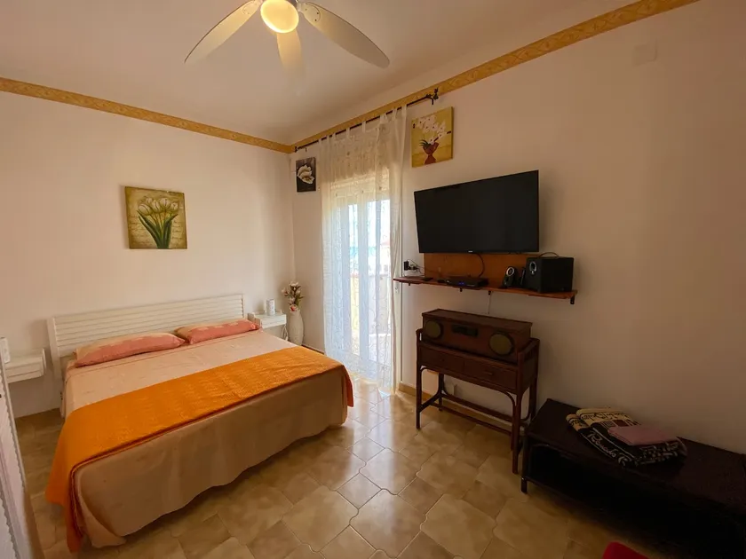Apartment - Sleeps 5 Free Parking & Pet Friendl - Image 1