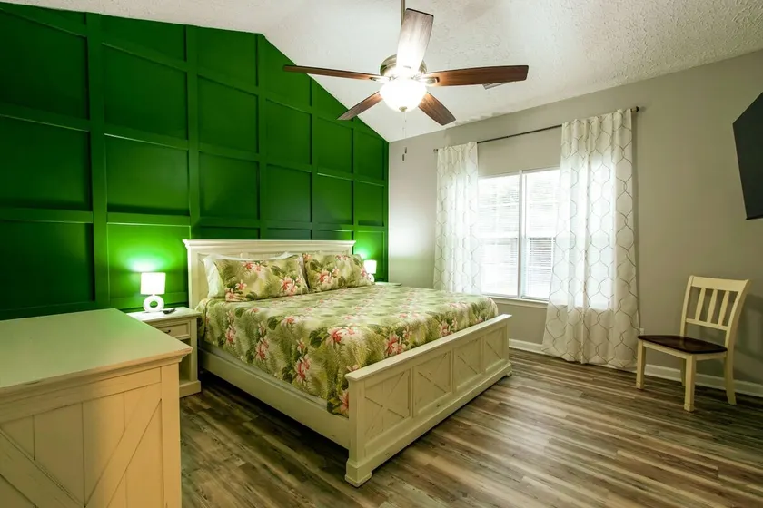 3 Minutes to OWA Water Park | Sleeping 12 - Image 1