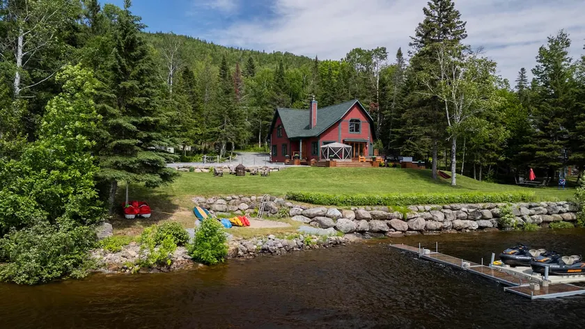 Grand Chene - Private Spa & Lakefront - Image 1