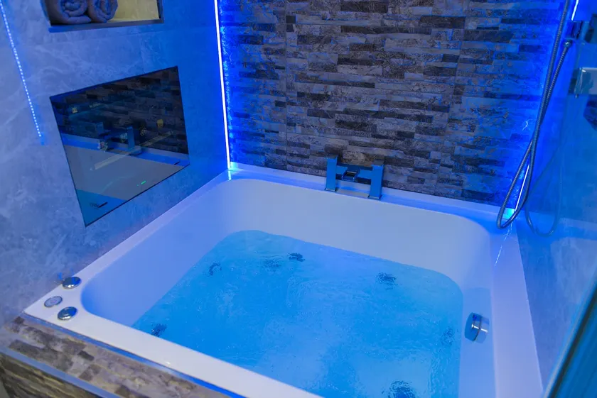 Aphrodite Suites Imperial Suite Hot Tub Apartment - Image 1