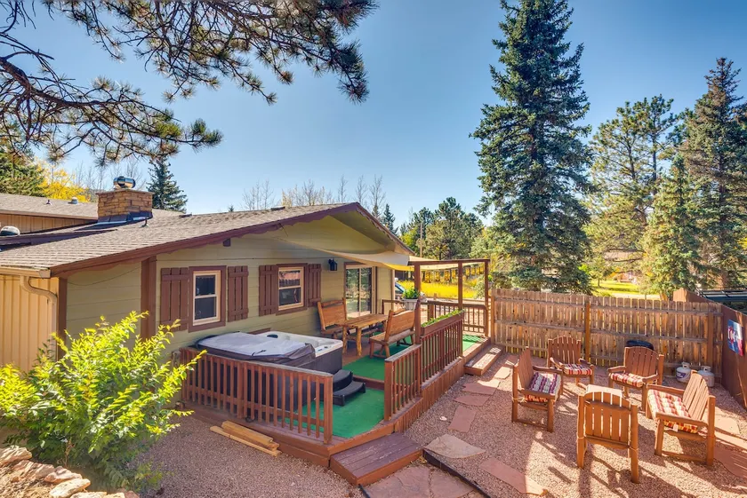 Peaceful Getaway with Private Hot Tub and Mtn Views! - Image 1