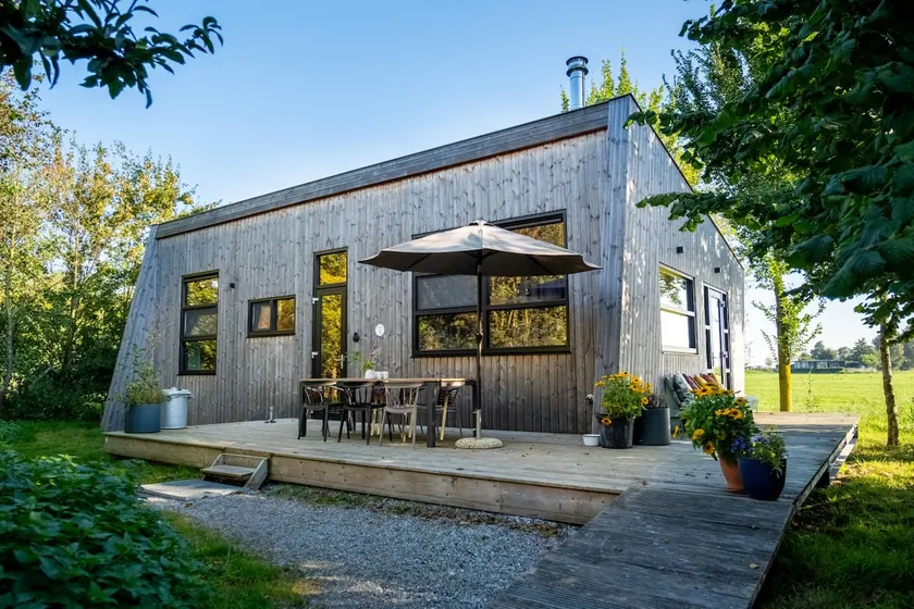 Nature cottage on Friese Meren: Goudûle - Image 1