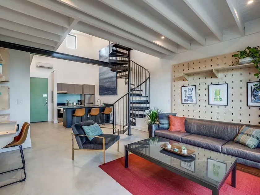 Bardo Lofts Penthouse Suite 307 - Image 1