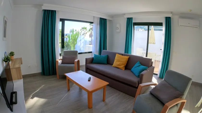 Superior Bungalow up to 2 people - Image 1