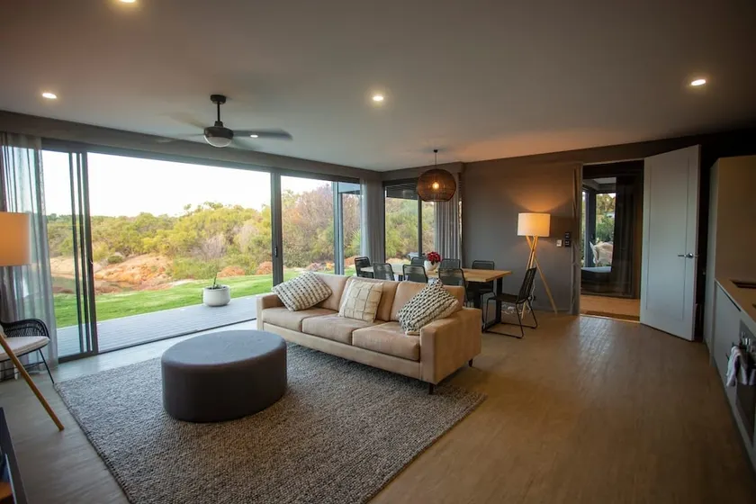 Zambezi Lodge, Down South Luxe Retreat - Image 1