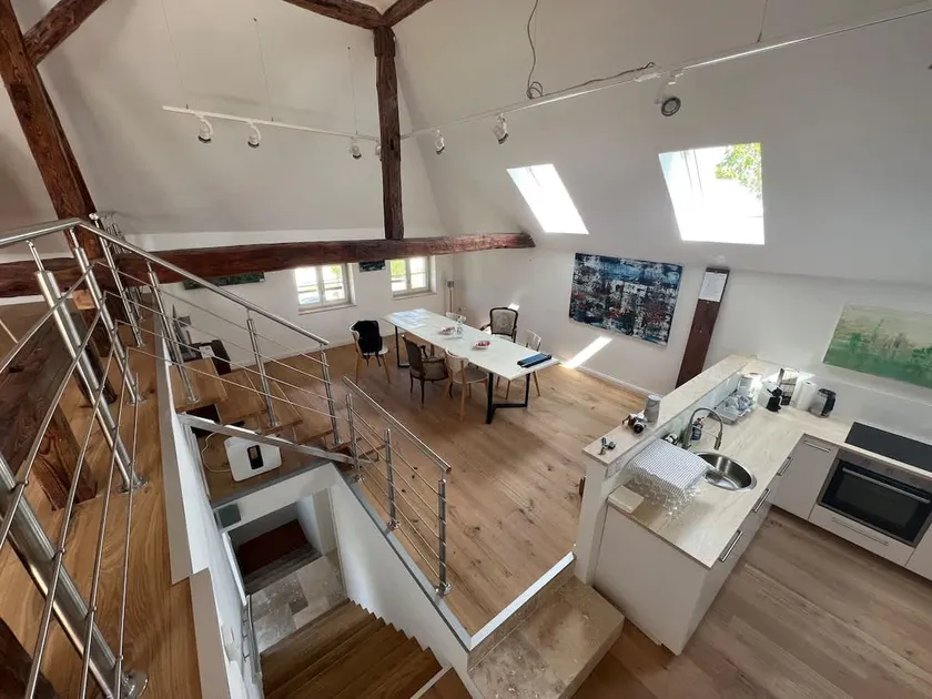 Art-Studio - Image 1