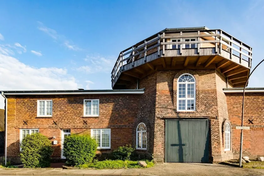 Lodge at the mill - Image 1