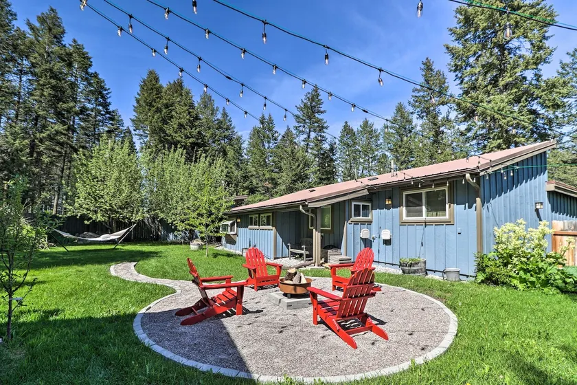 Spacious Whitefish Getaway: Hike, Ski, Bike & More - Image 1