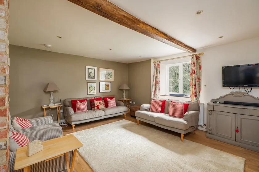 18th Century Cottage in Dorset Countryside - Image 1