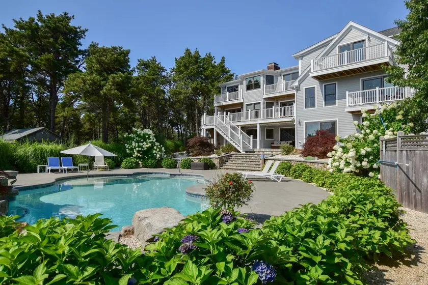Water Views Heated Pool & Hot Tub - Image 1