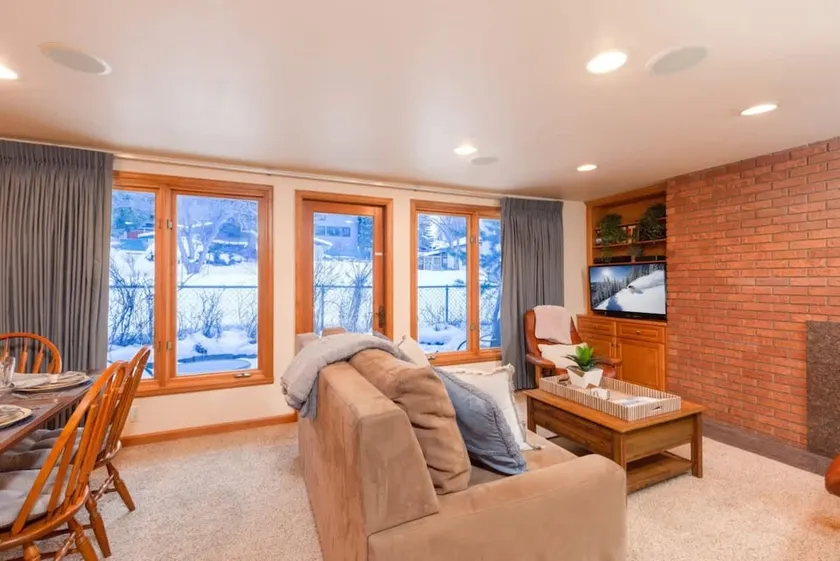 Comfort & Location - 2 BR, 2BA - Walk to Gondola! - Image 1