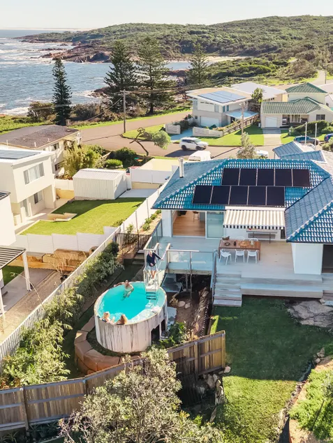 Sul Mare -Ocean Views, Heated Pool, Sauna, Fire Pl - Image 1