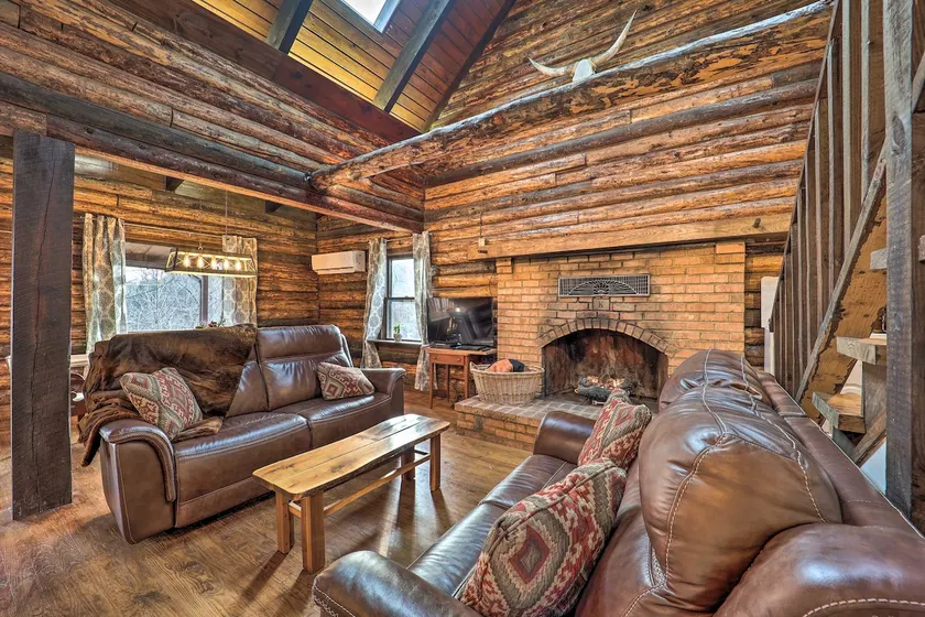 Relaxing Retreat w/ Private Dock on Claytor Lake! - Image 1