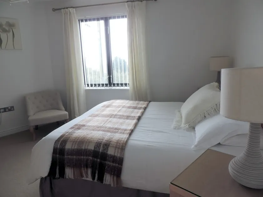 Prestige Apartment - Private Bathroom - Sea View - Image 1