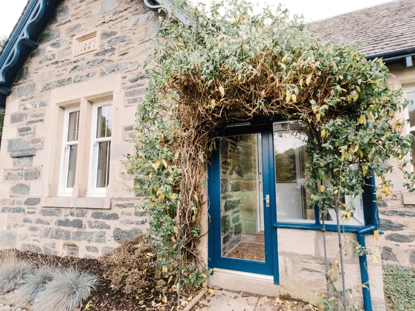 Erigmore Cottage - A cosy cottage located in a countryside park with WIFI and access to swimming poo - Image 1
