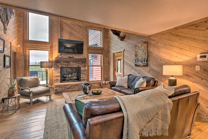 'Blue Spruce Cabin' w/ Hot Tub & Resort Amenities - Image 1