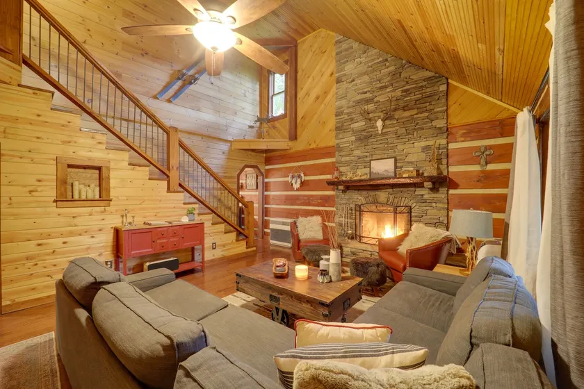 Family-Friendly Blue Ridge Cabin w/ Game Room! - Image 1