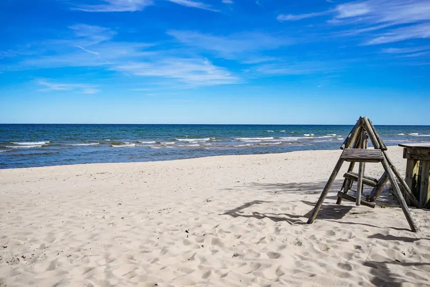 Charming Lake Huron Cottage Private Beach Access - Image 1