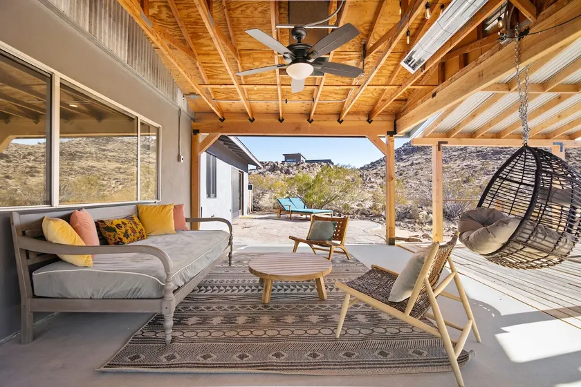 Dreamspace - Hot Tub, Fire Pit, 5 Min. To Park 2 Bedroom Home by RedAwning - Image 1