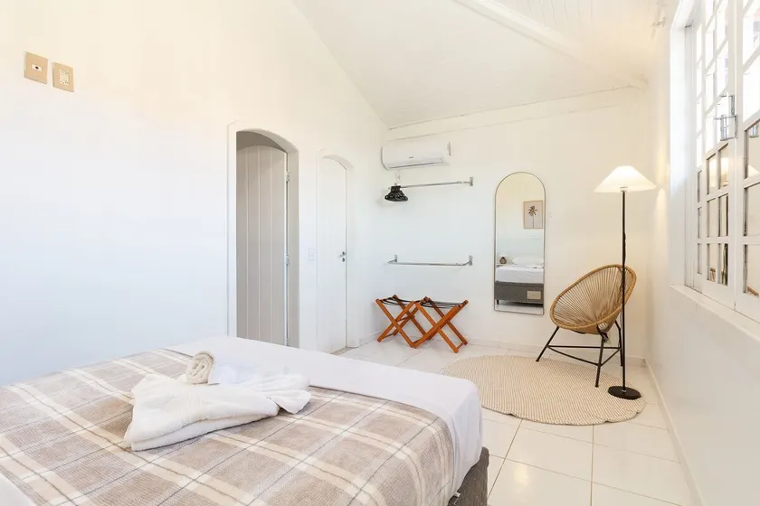 Apt Near Rua das Pedras - 02 bedrooms - Image 1