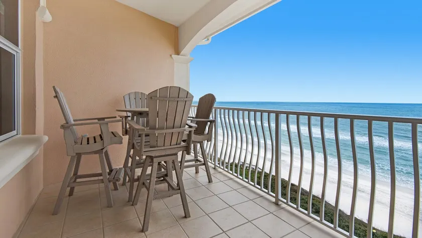 Appartement en copropriété convivial et familial avec piscine et jardin | Vue sur l'eau - Image 1