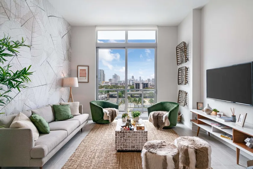 Gorgeous 1 Bdrm 1 Bath - Magical City Views - Image 1
