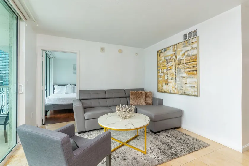 3 bedroom stunning apt brickell - Image 1