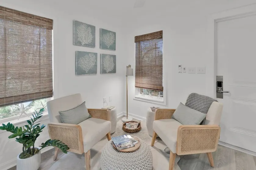 Escape to Heart of Grayton Beach in Cozy Cottage - Image 1