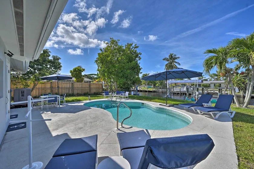Pool, Dock, Game Room: Cape Coral Canal Home - Image 1