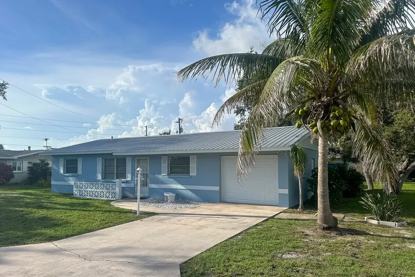 Quiet Venice Retreat with Private Lanai & Pool! - Image 1