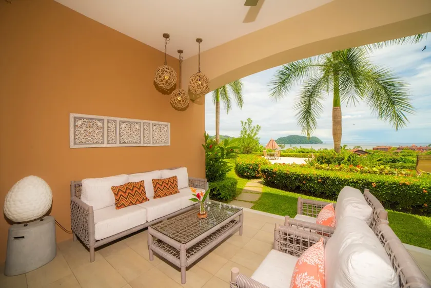 Miramar 4E 3 bdr Ocean View in Los Suenos - Image 1