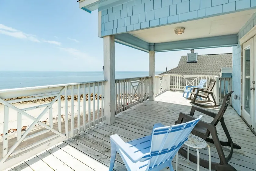 Annie by the Sea - Oceanfront, Sunrise Sunset Deck - Image 1