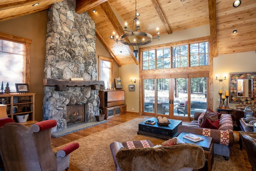 Luxury 4BD Located at Old Greenwood! - Image 1