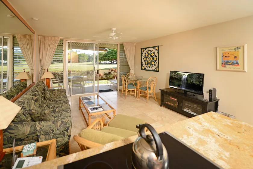 Maui is calling! Ocean Access! Beautiful views! - Image 1