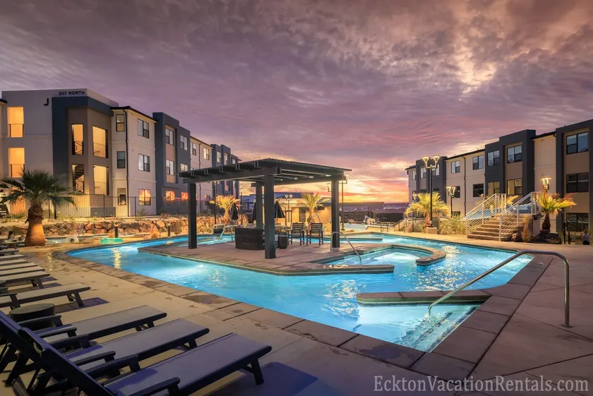 Sunset Villa at Coral Springs Resort - Image 1