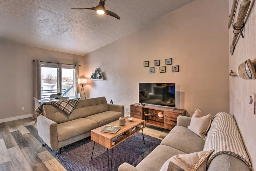Buena Vista Condo: 1/2 Mile to River & Main St! - Image 1