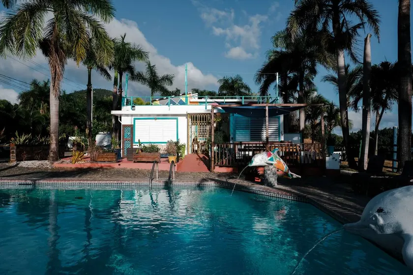 Casa Coral Beachfront Farmstay - Image 1