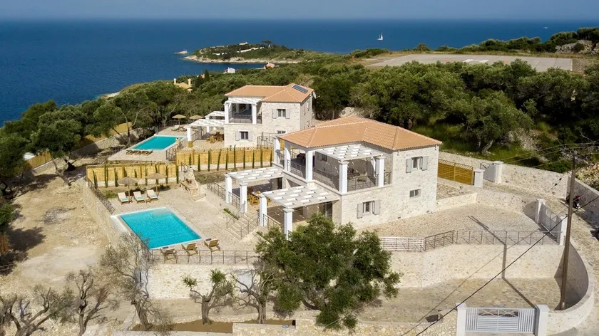 Stone Villa with Infinity Pool & Sea Views - Image 1