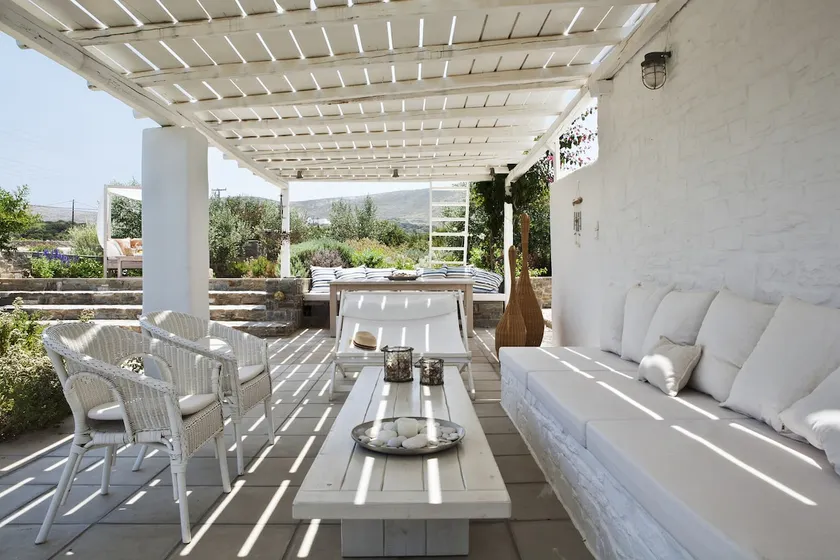 Sea Paros Holiday Villa with panoramic views over Naoussa bay - Image 1