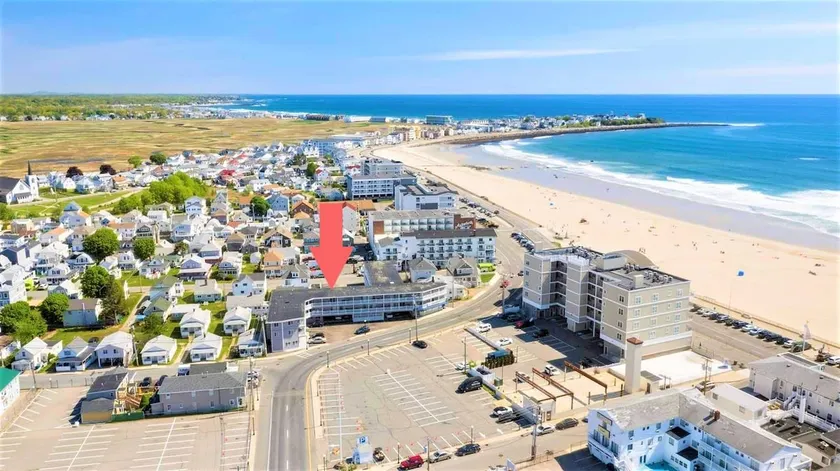 Steps from Beach | Pool | Parking | Large Deck - Image 1