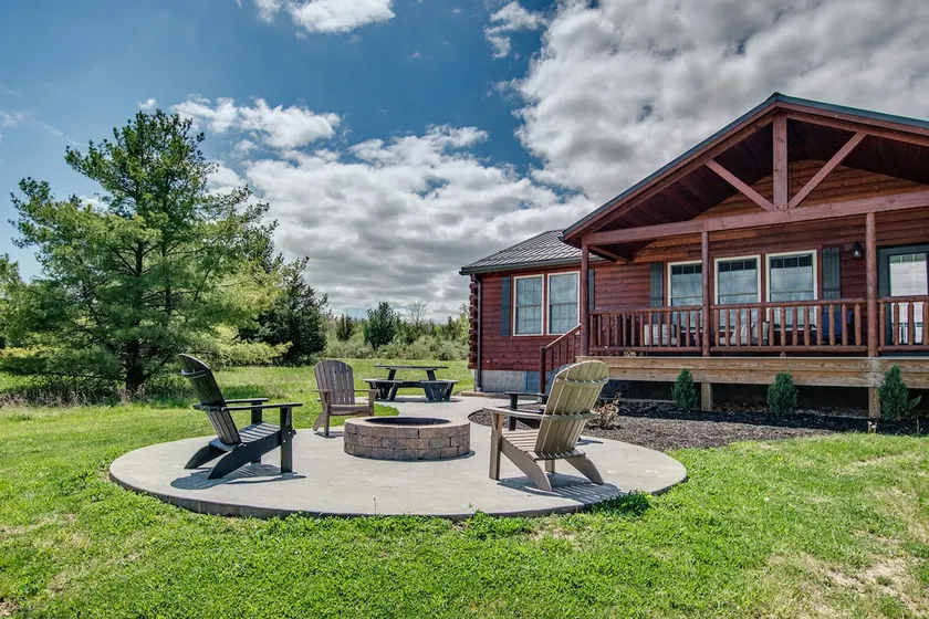 Chalet: 3 bedroom cabin on Seneca lake wine trail - Image 1