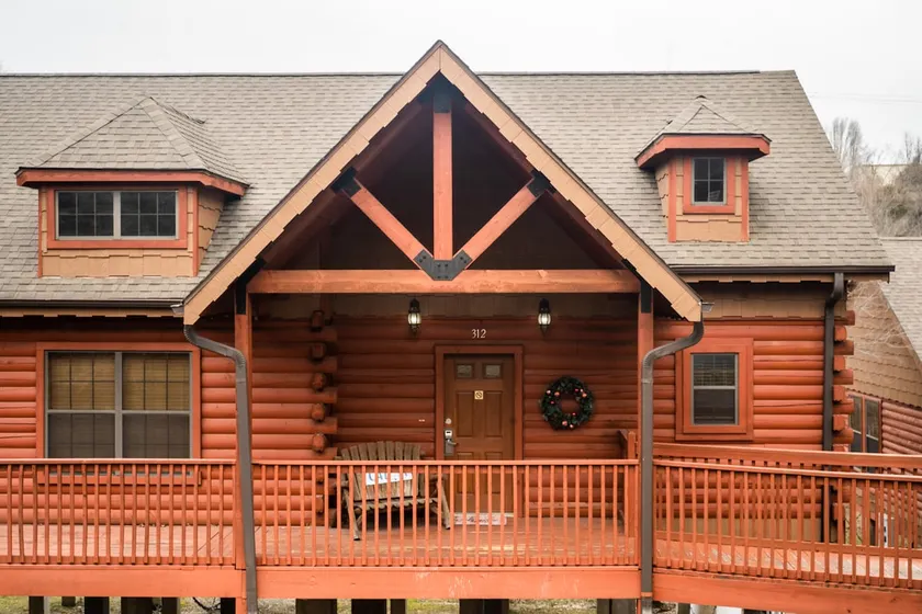 A Great Place to Unfurl - Relaxing Cabin in the Heart of Branson! - Image 1