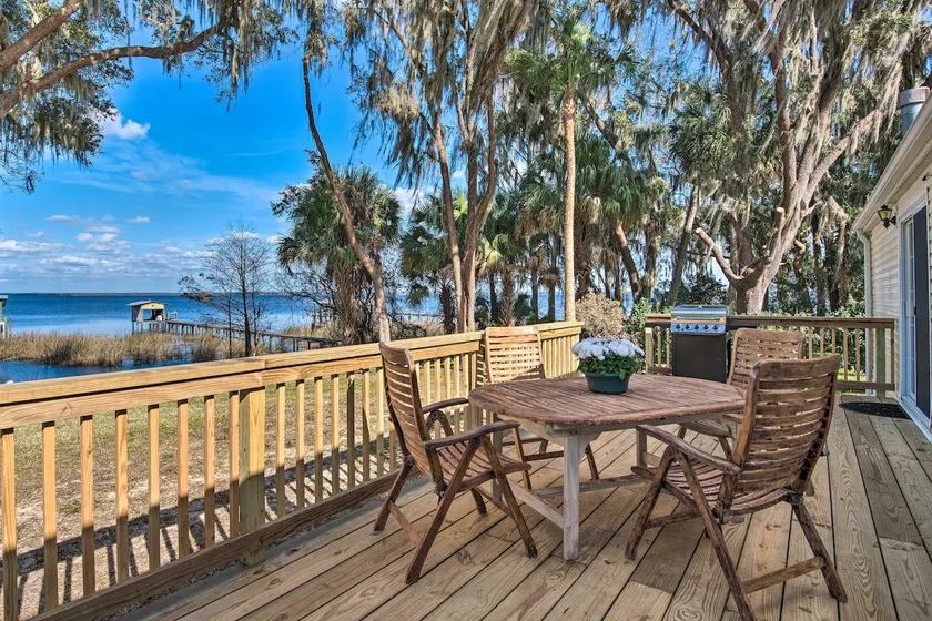 2 Living Rooms: Crescent City Home - Image 1